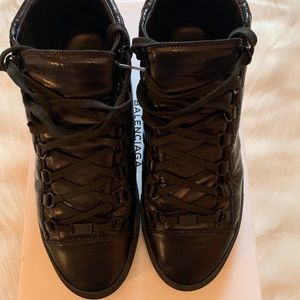 Men’s Balenciaga Sneakers Size 42